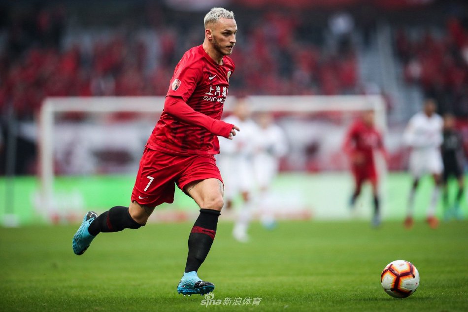 以一敌七勇 以一敌七勇